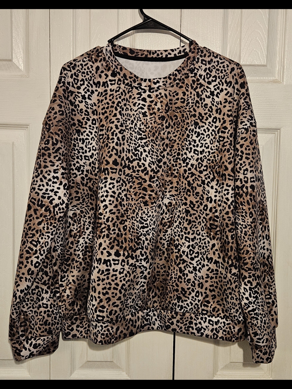 Leopard Print Crewneck Sweatshirt - Brown & Black